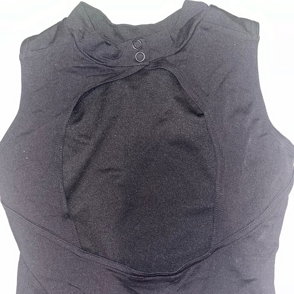 Girls -Capezio Leotard -Halter Snap - Picture 2 of 12